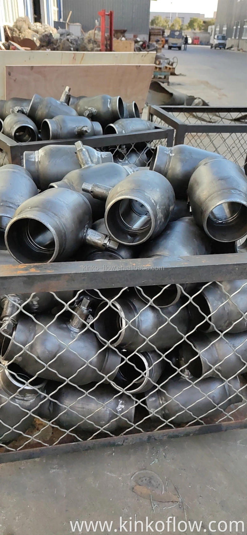 PN16~PN40 Karbon Çelik Plastik Sızdırmaz Kaynaklı Küresel Vana